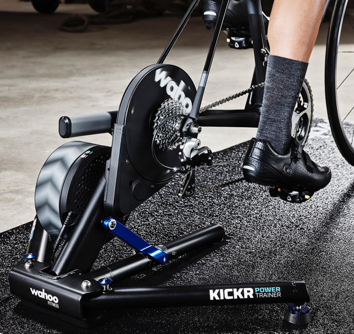 wahoo kickr18 power trainer